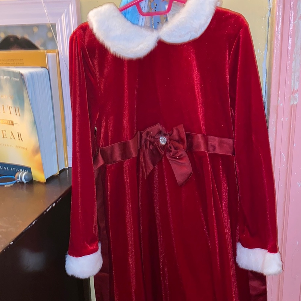 Red Christmas dress girls size 7/8